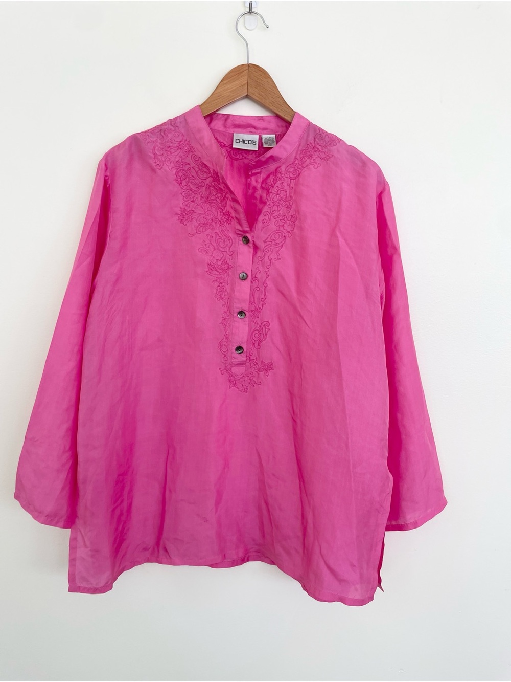 Chicos 100% Silk Embroidered Split Neck Hot Pink Split Hem Tunic size Chicos 2